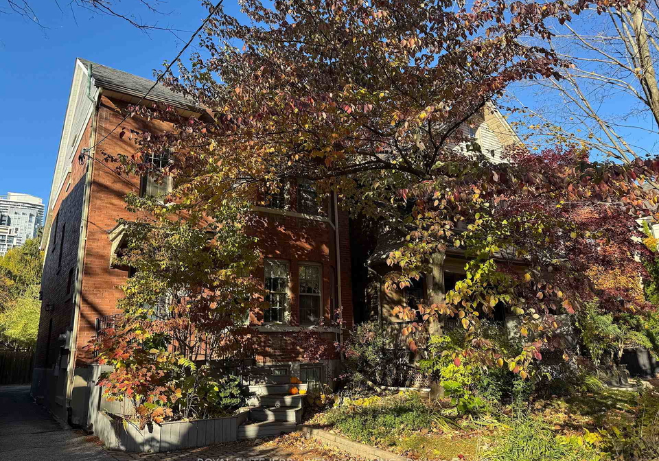 30-belsize-drive-toronto-ontario-c12513510
