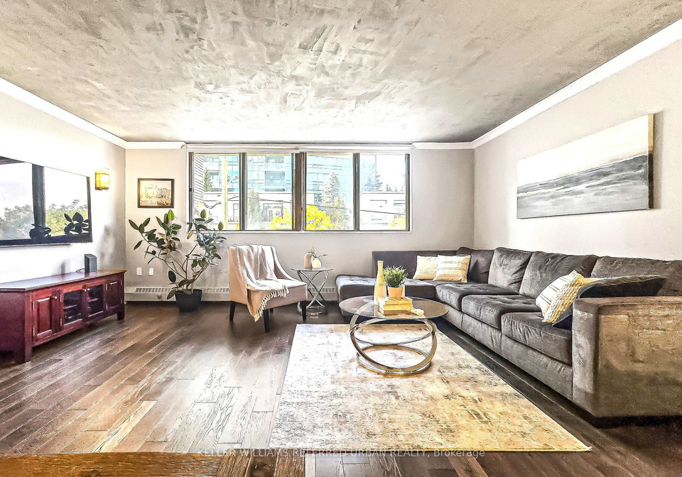 3-duplex-avenue-toronto-ontario-c12513554
