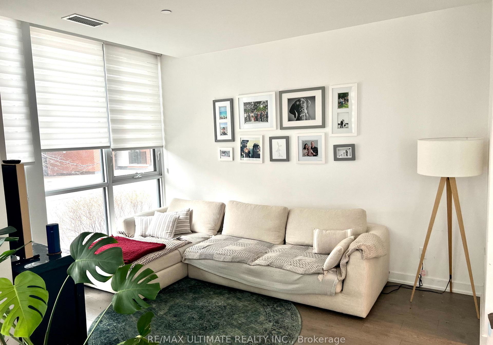 50-bruyeres-mews-toronto-ontario-c12513816