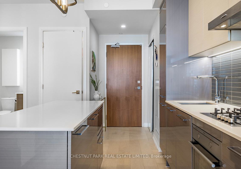 835-st-clair-avenue-w-toronto-ontario-c12514040