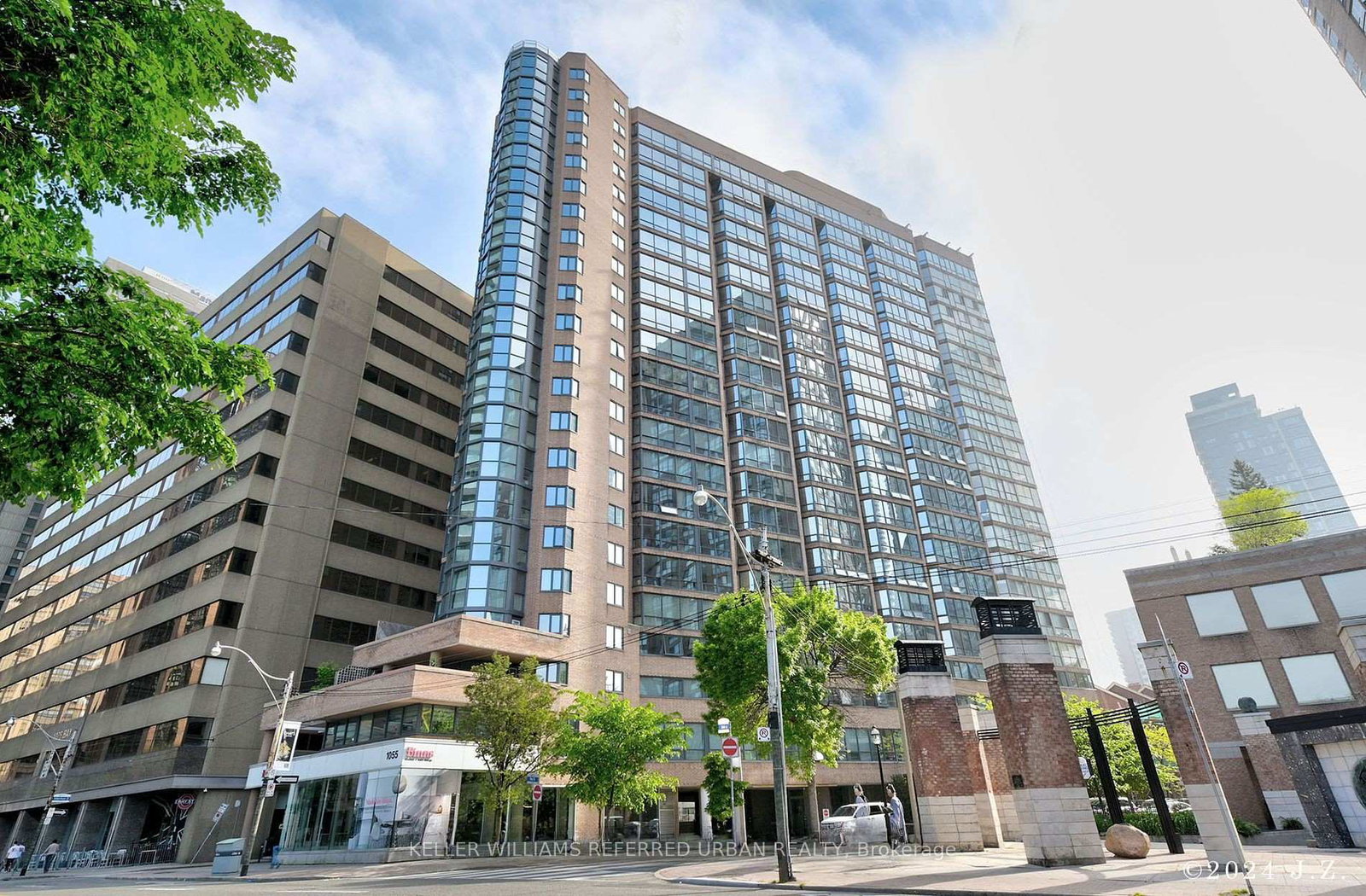 1055-bay-street-toronto-ontario-c12514570