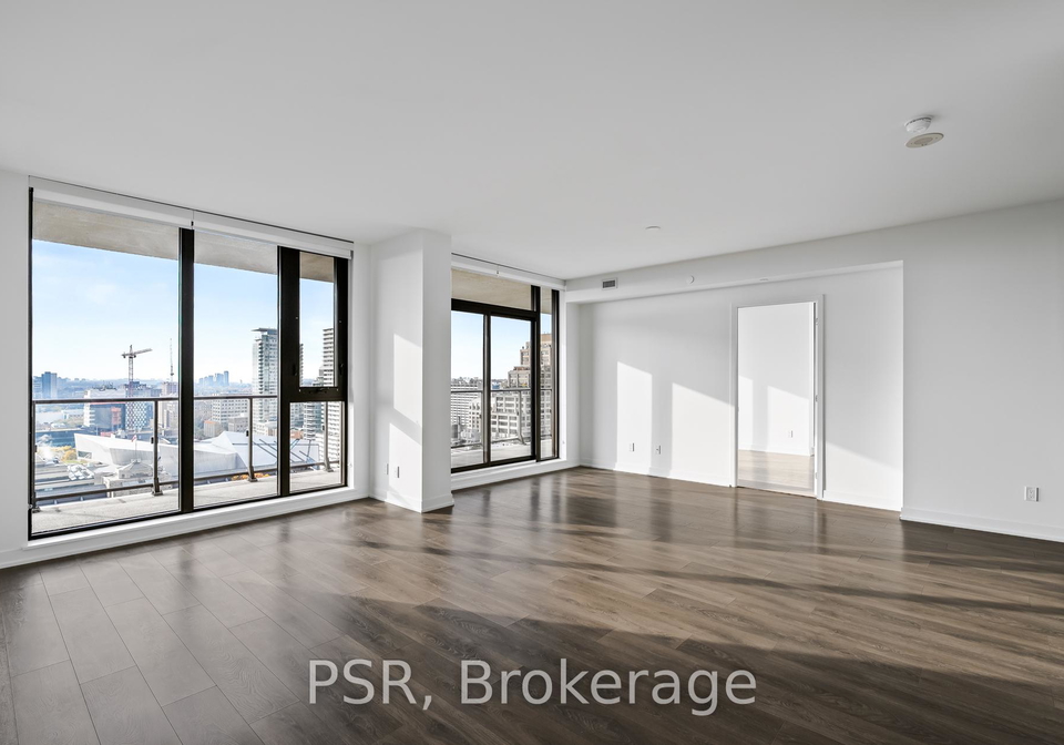 2-st-thomas-street-toronto-ontario-c12514916