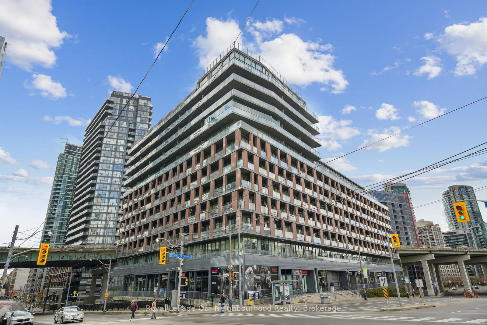 169-fort-york-boulevard-toronto-ontario-c12515246