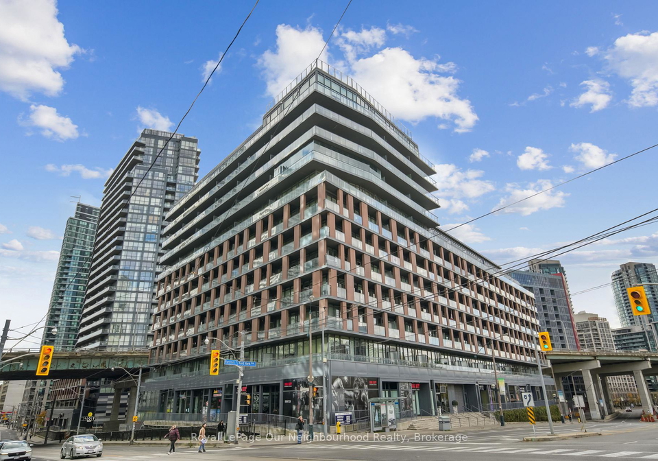169-fort-york-boulevard-toronto-ontario-c12515246