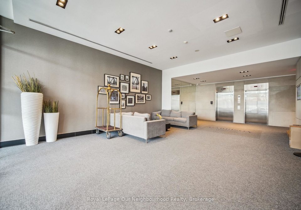169-fort-york-boulevard-toronto-ontario-c12515246