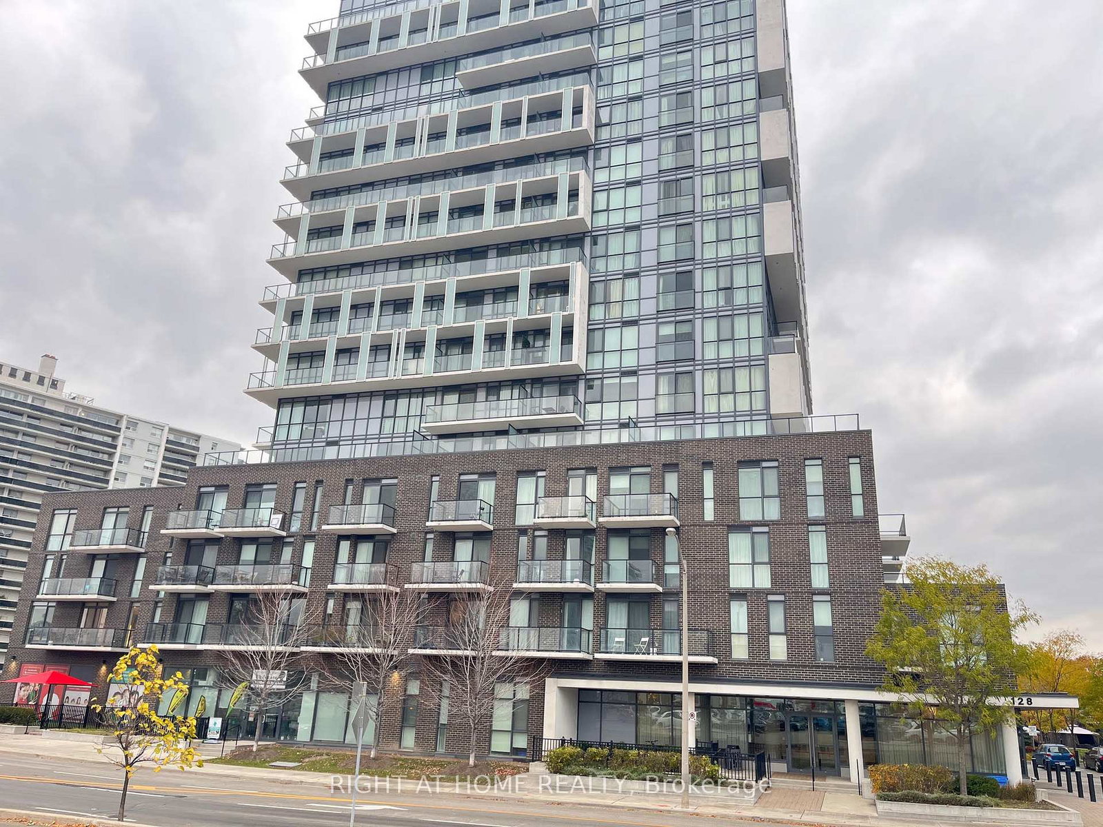 128-fairview-mall-drive-north-york-ontario-c12515486