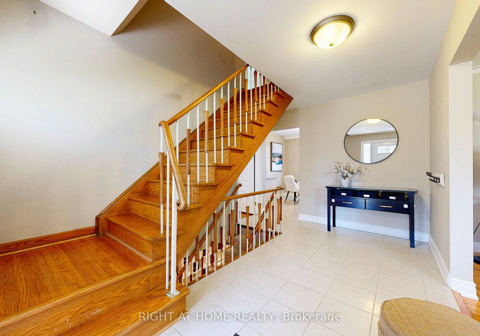 5-robinter-drive-north-york-ontario-c12515584