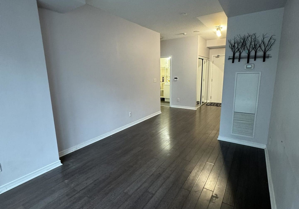 352-front-street-w-toronto-ontario-c12515668