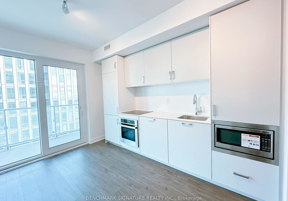 88-queen-street-e-toronto-ontario-c12515756