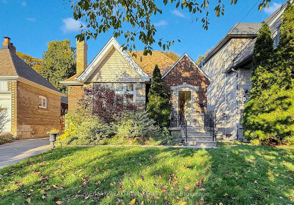36-claxton-boulevard-w-toronto-ontario-c12516018