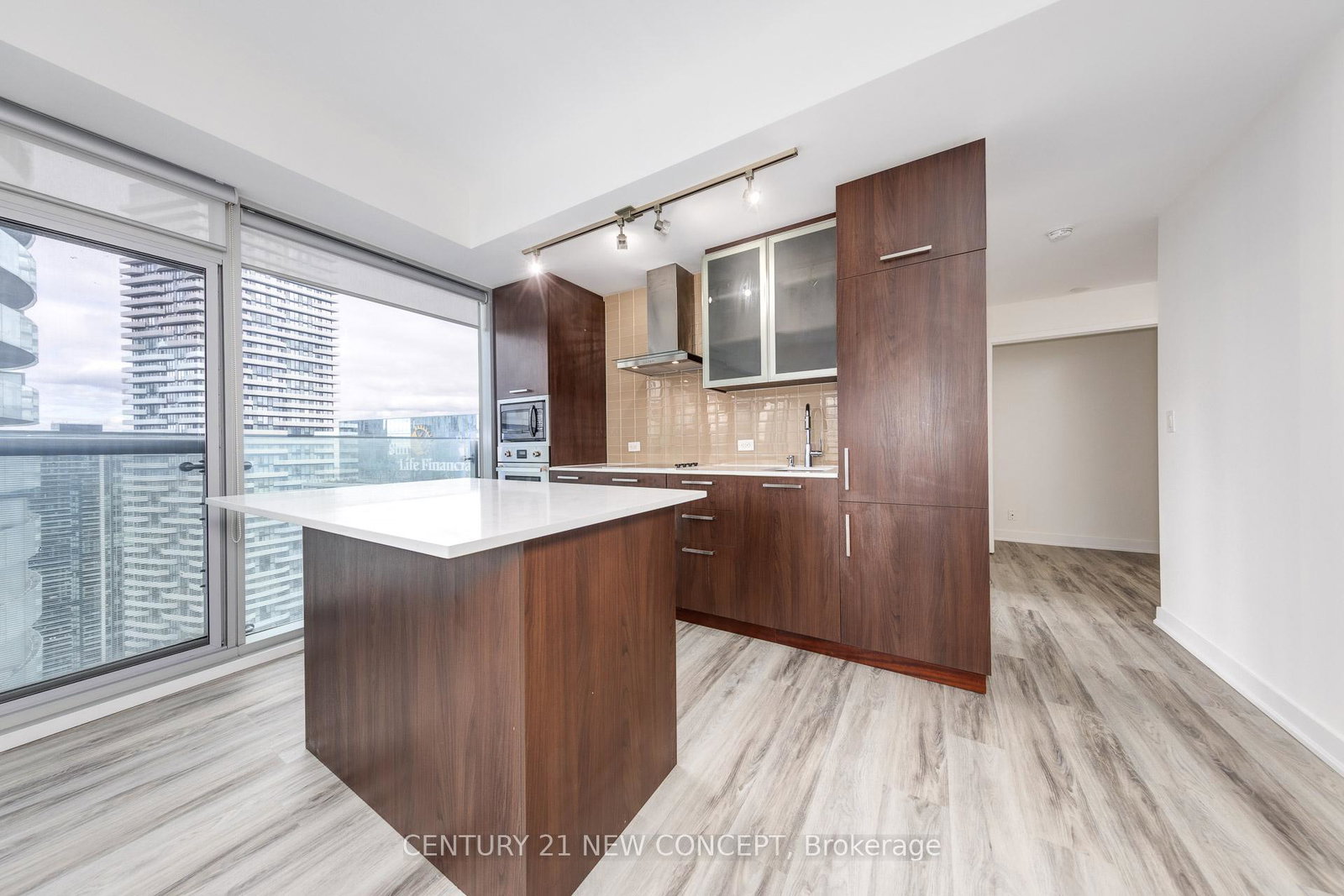 12-york-street-toronto-ontario-c12516244
