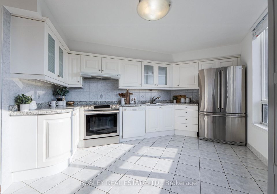 1131-steeles-avenue-w-toronto-ontario-c12516382
