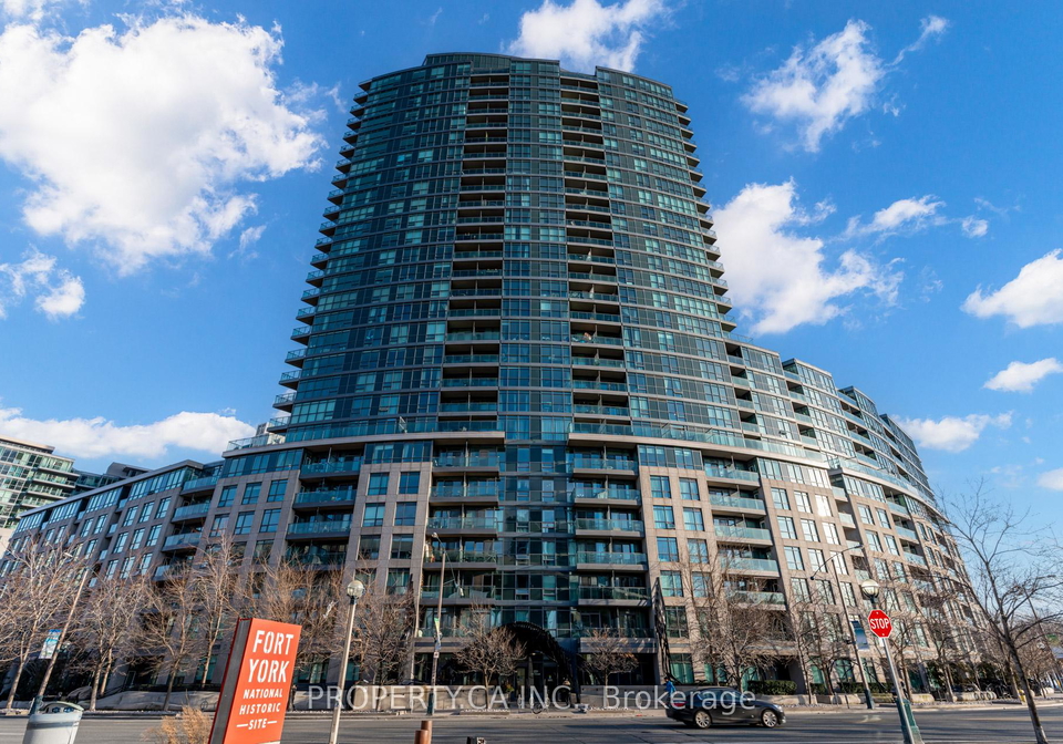 231-fort-york-boulevard-toronto-ontario-c12516388
