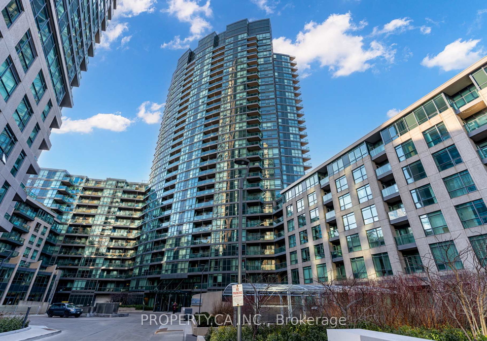 231-fort-york-boulevard-toronto-ontario-c12516388
