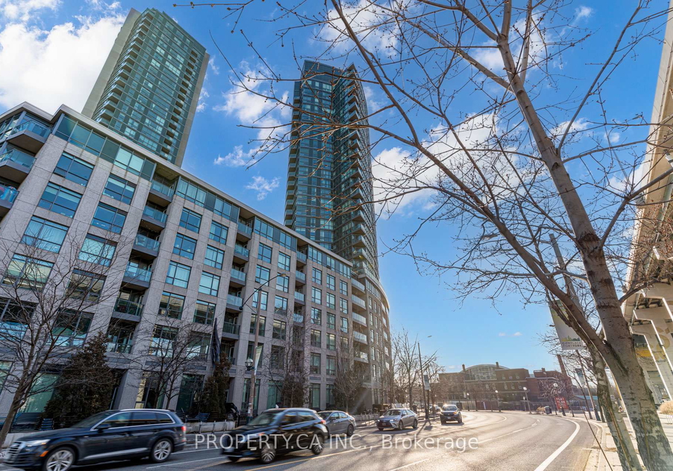 231-fort-york-boulevard-toronto-ontario-c12516388
