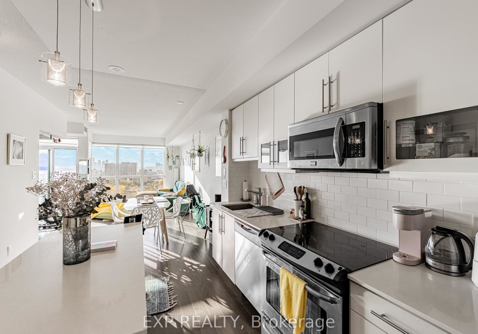 1171-queen-street-w-toronto-ontario-c12516604