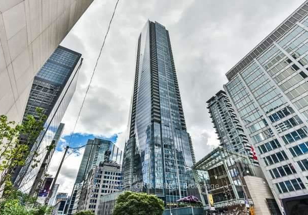 180-university-avenue-toronto-ontario-c12516826