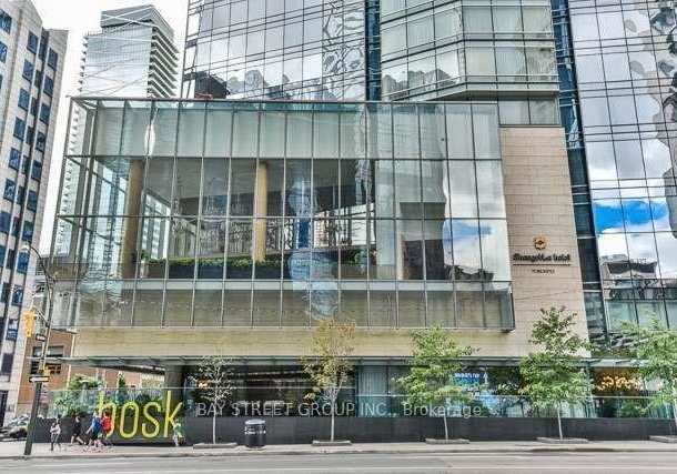 180-university-avenue-toronto-ontario-c12516826