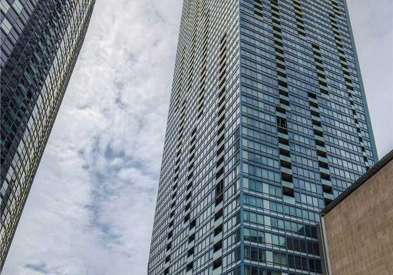 8-the-esplanade-toronto-ontario-c12516906