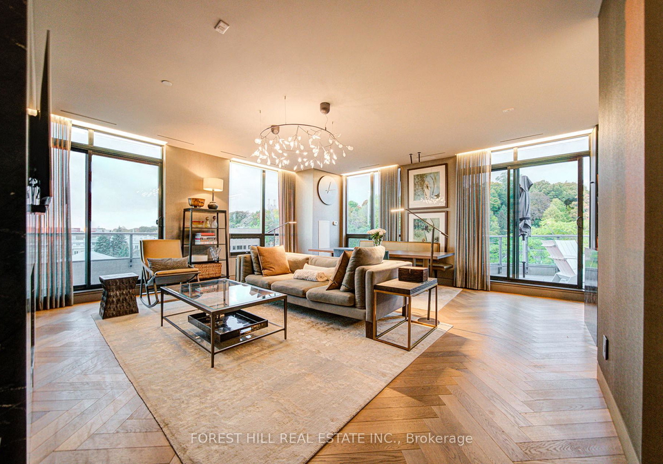 377-madison-avenue-toronto-ontario-c12516976