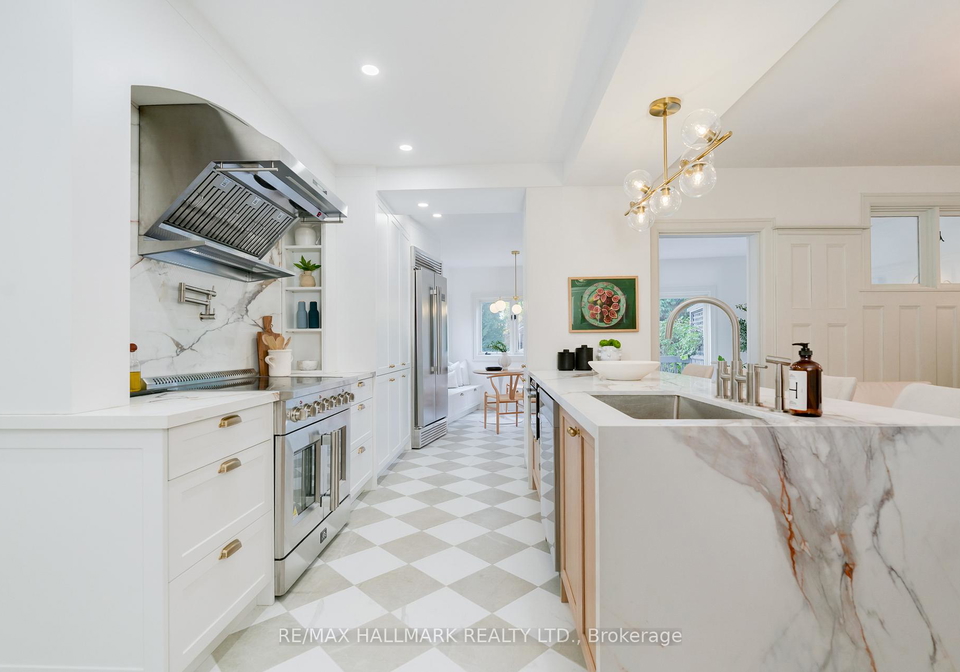 153-e-heath-street-e-toronto-ontario-c12517150