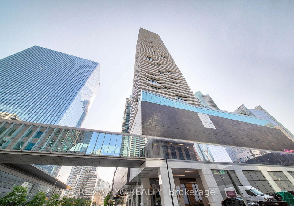 100-harbour-street-toronto-ontario-c12517222