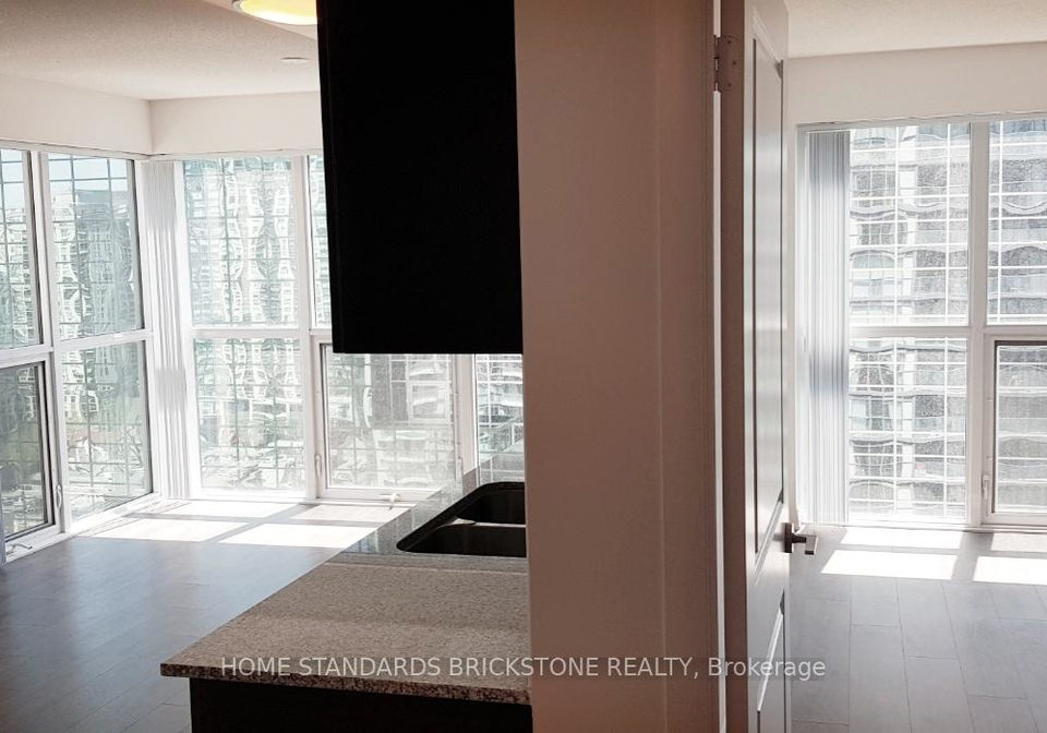 5162-yonge-street-toronto-ontario-c12517658