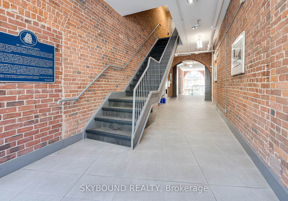 81a-front-street-e-toronto-ontario-c12517838