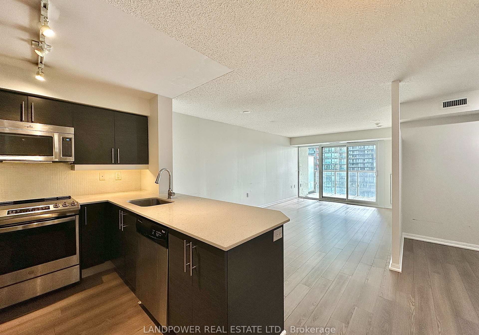 125-western-battery-road-toronto-ontario-c12518542