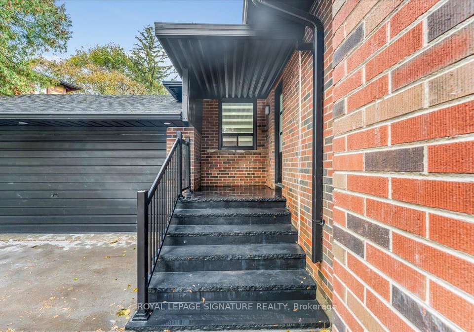 29-broadlands-boulevard-north-york-ontario-c12518732