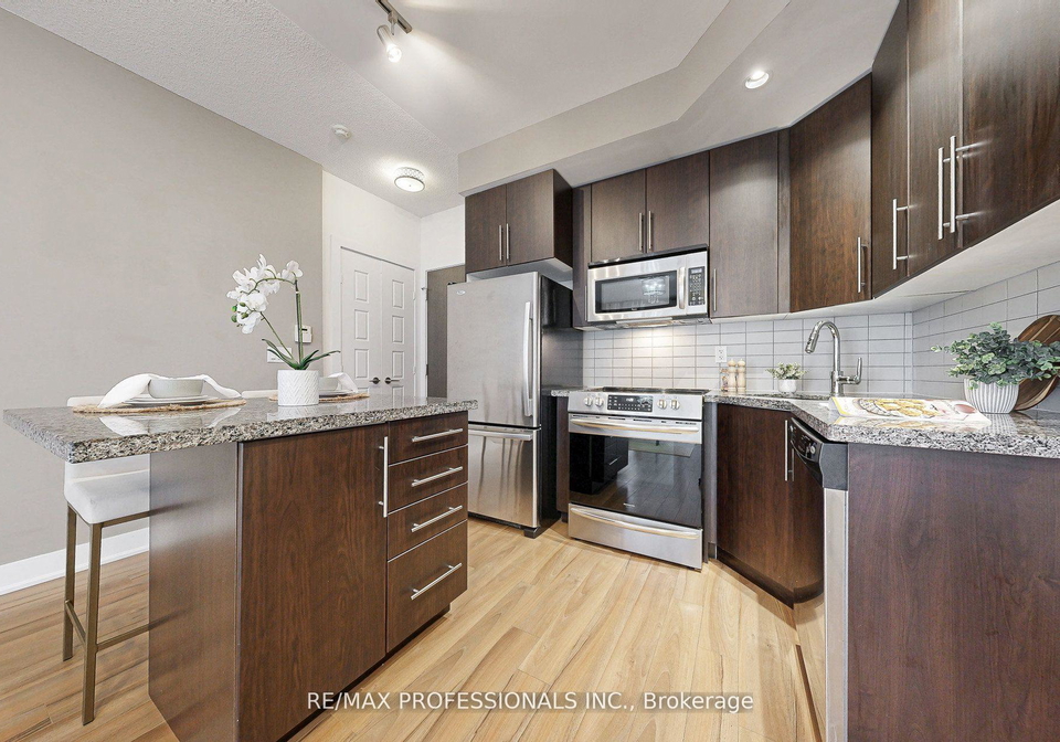28-linden-street-toronto-ontario-c12520068