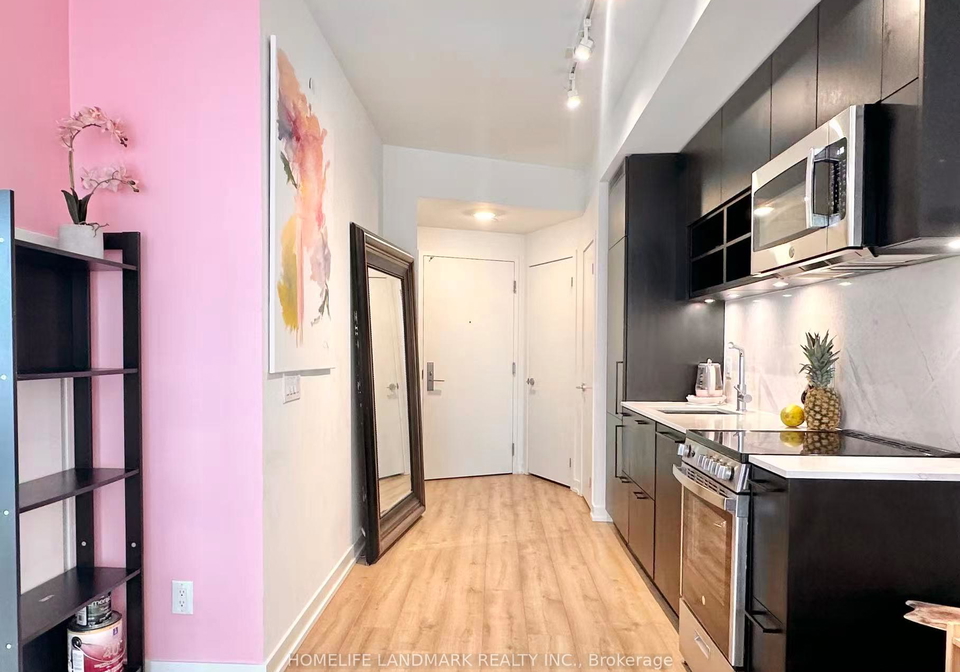 135-east-liberty-street-toronto-ontario-c12520352