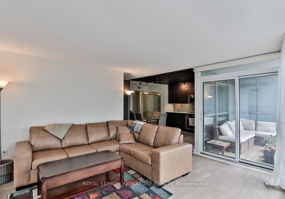 10-capreol-court-toronto-ontario-c12520366