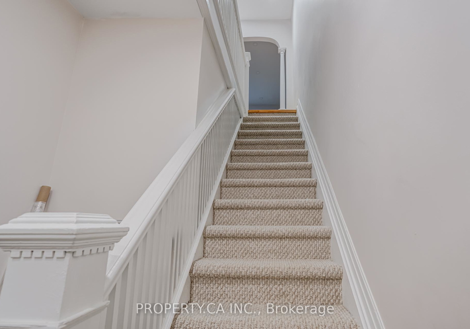 356-saint-clarens-avenue-toronto-ontario-c12520608