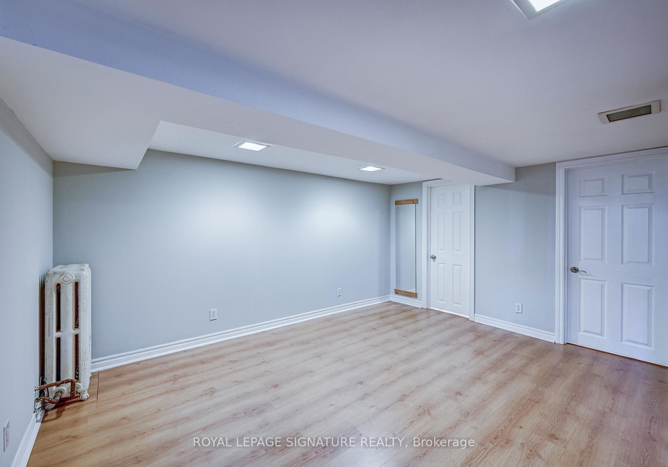 26-hector-avenue-toronto-ontario-c12521006