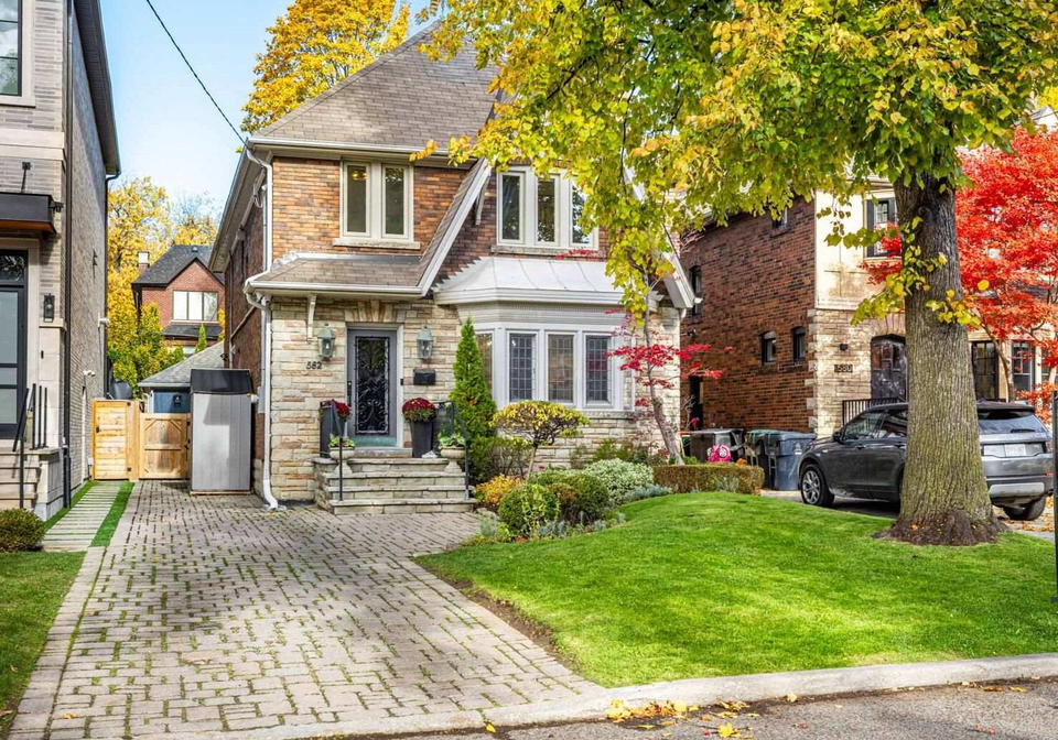 582-briar-hill-avenue-toronto-ontario-c12521248