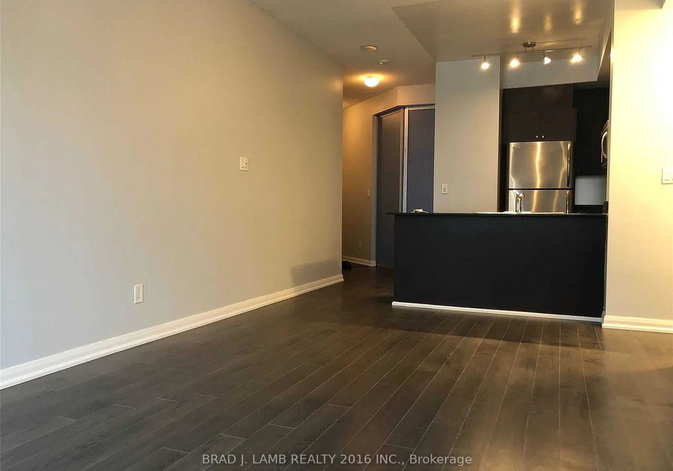 18-beverley-street-s-toronto-ontario-c12521682