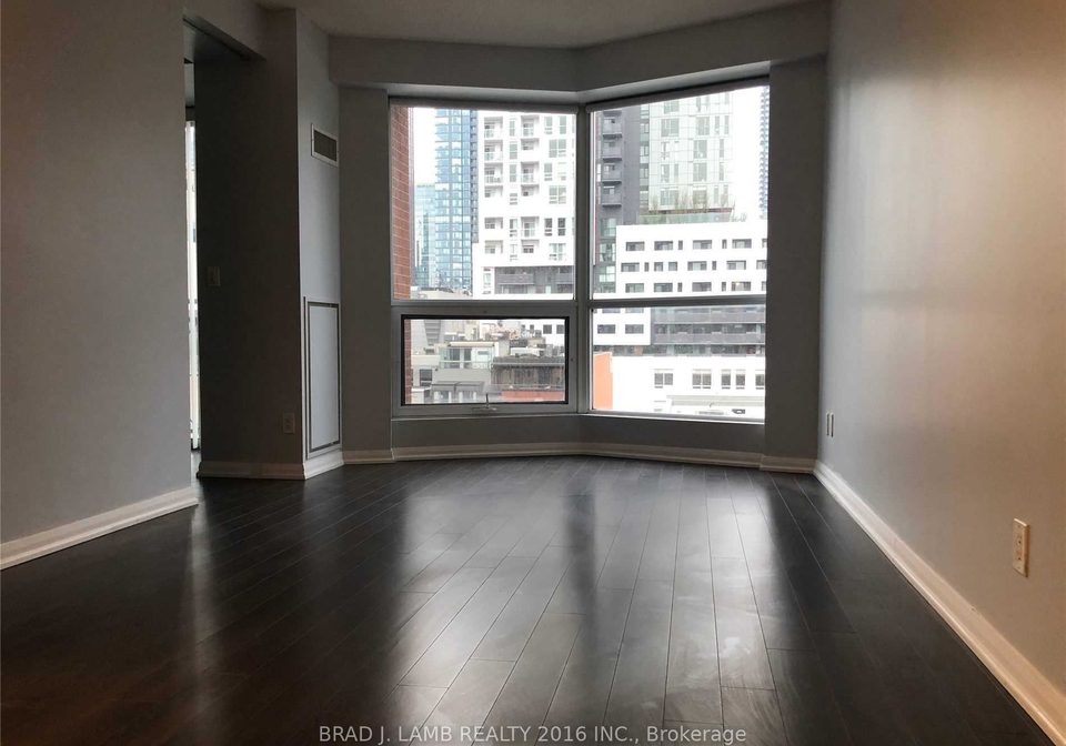 18-beverley-street-s-toronto-ontario-c12521682