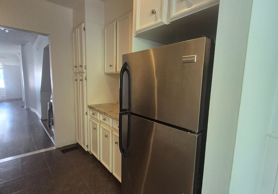 871-bathurst-street-toronto-ontario-c12522126
