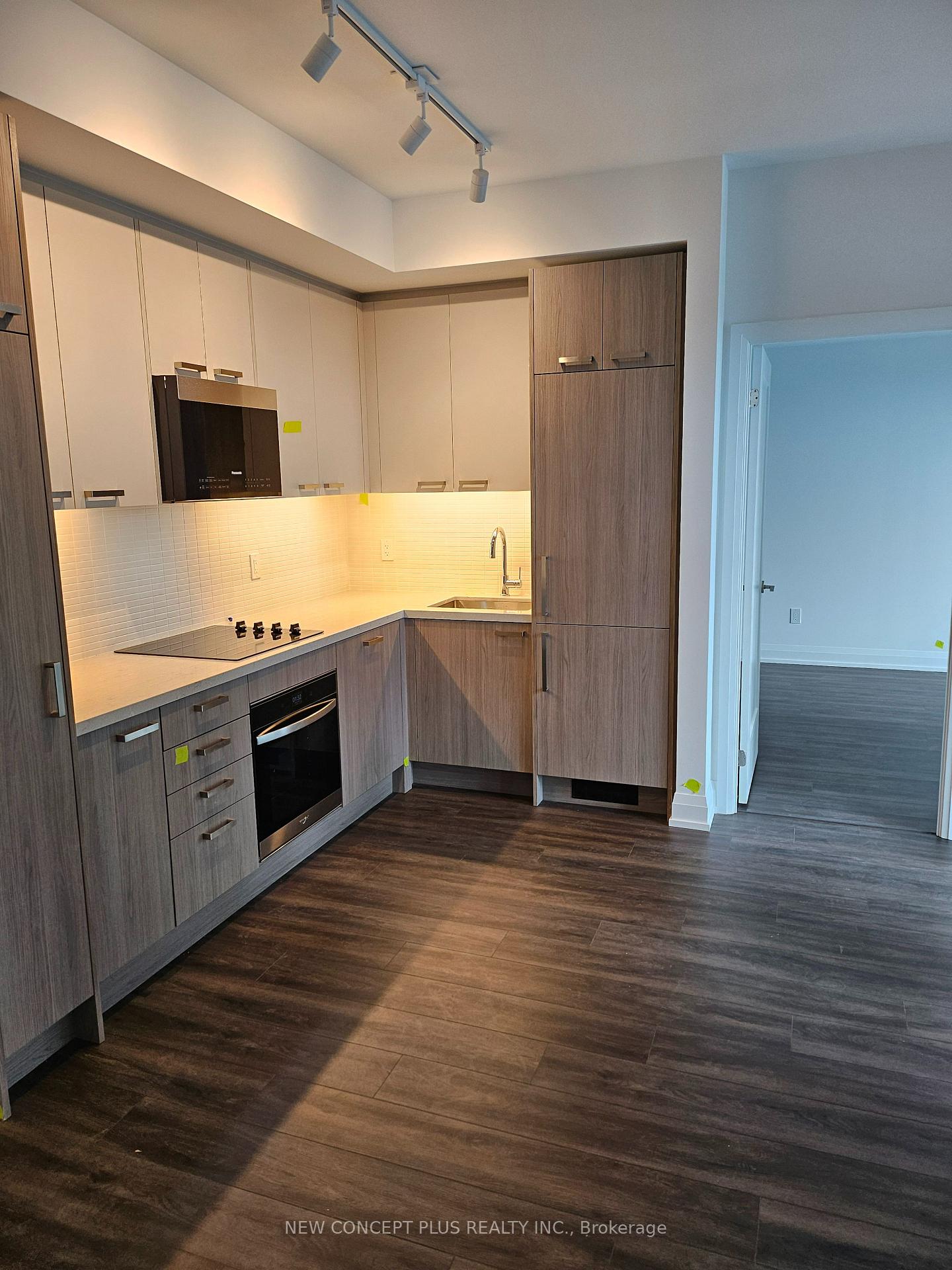 20-soudan-avenue-toronto-ontario-c12522390