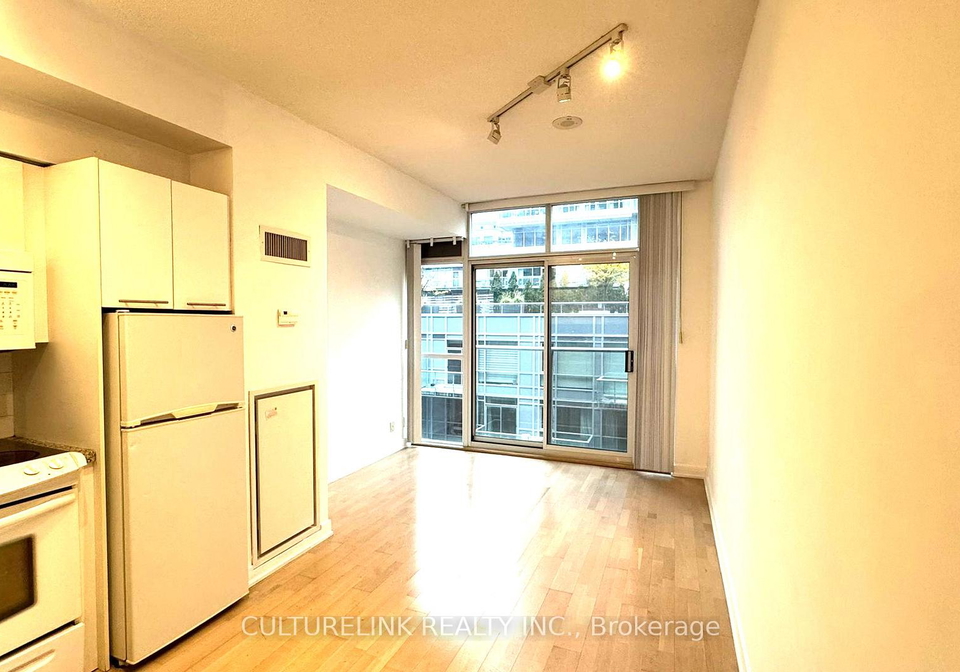 21-nelson-street-toronto-ontario-c12522464
