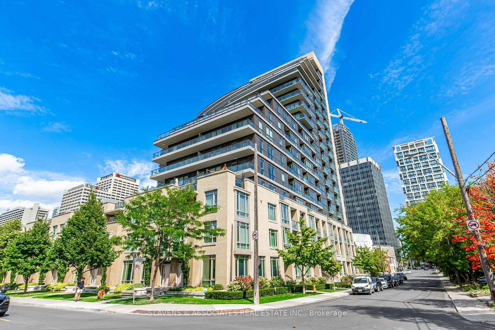60-berwick-avenue-toronto-ontario-c12522486
