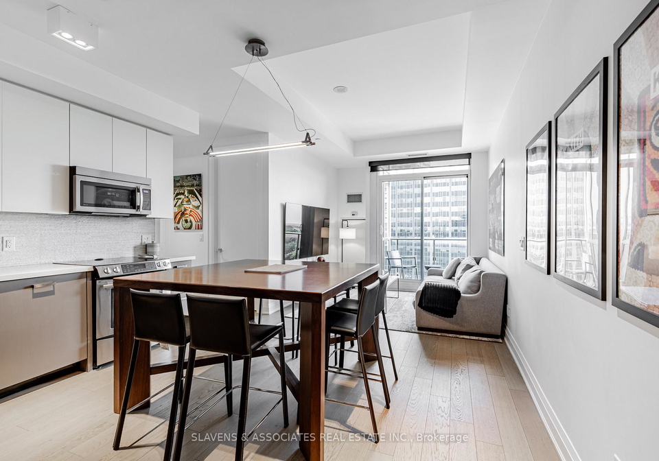 60-berwick-avenue-toronto-ontario-c12522486