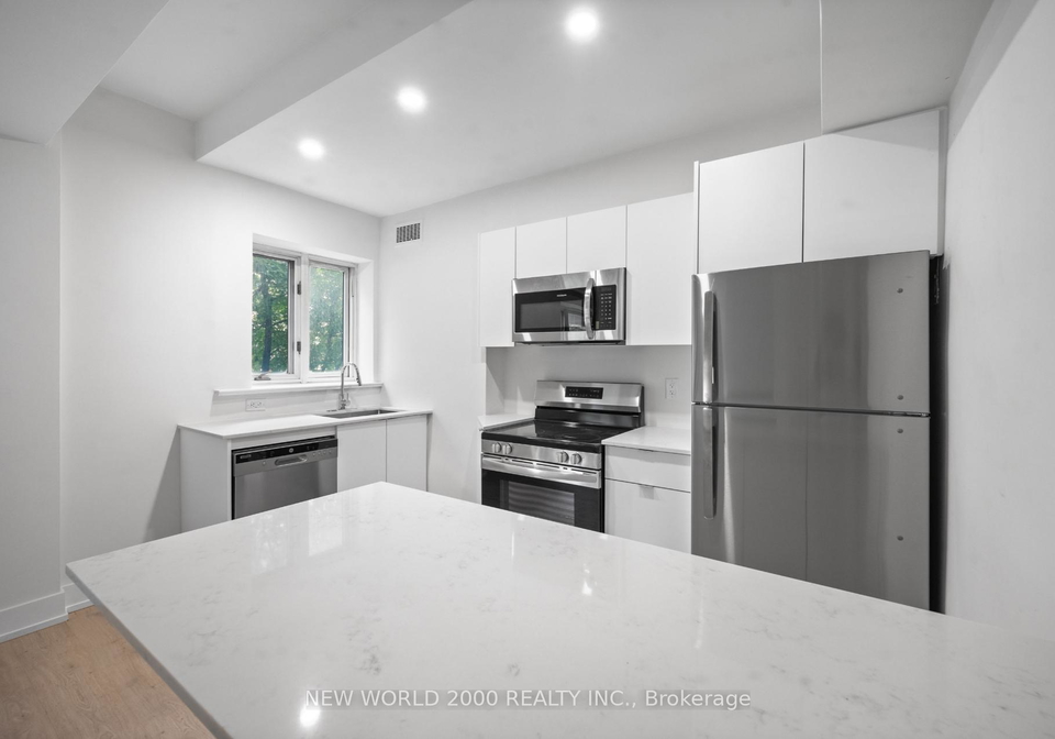 110-st-clair-avenue-w-toronto-ontario-c12522602