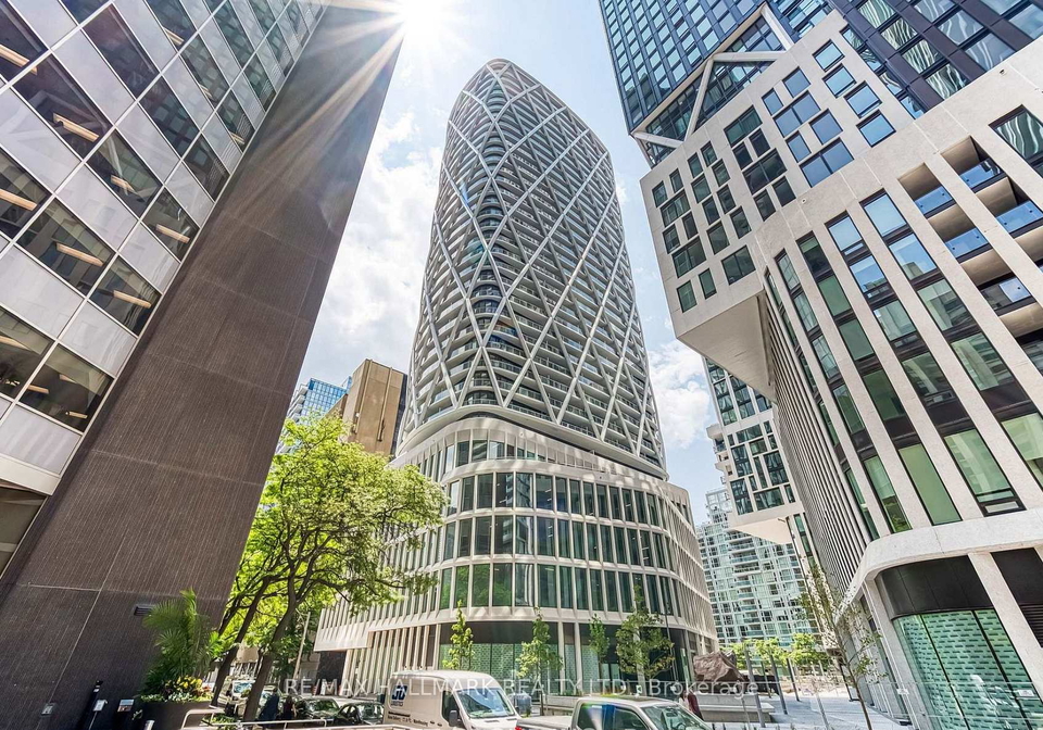 230-simcoe-street-toronto-ontario-c12522906
