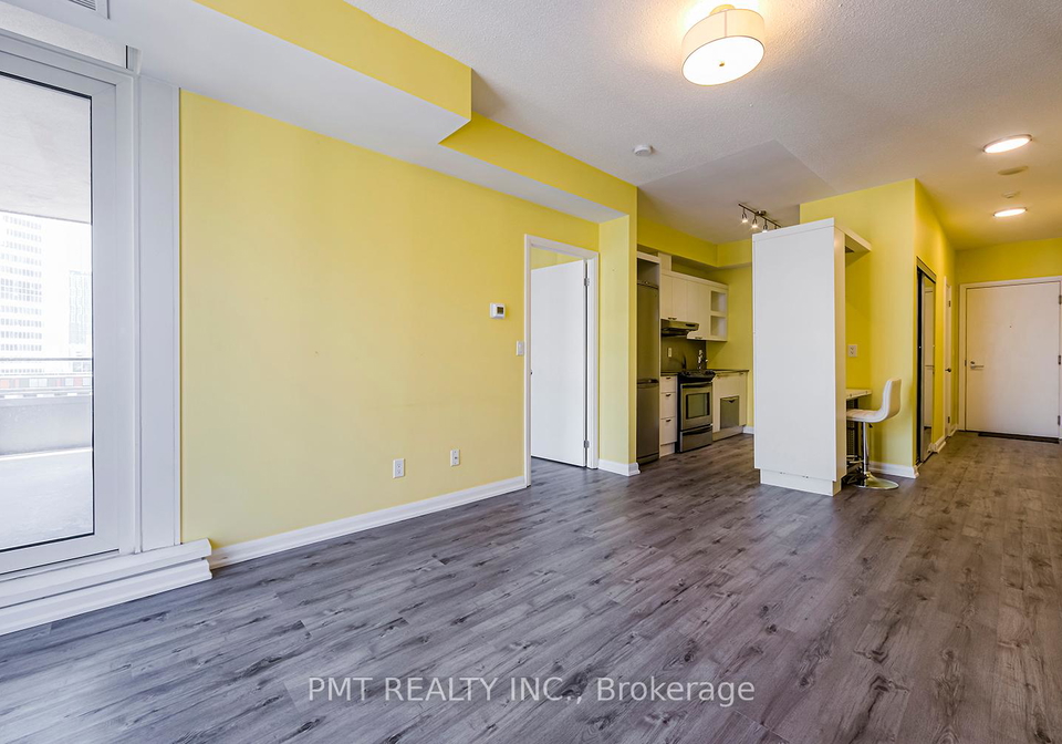 111-elizabeth-street-toronto-ontario-c12522956