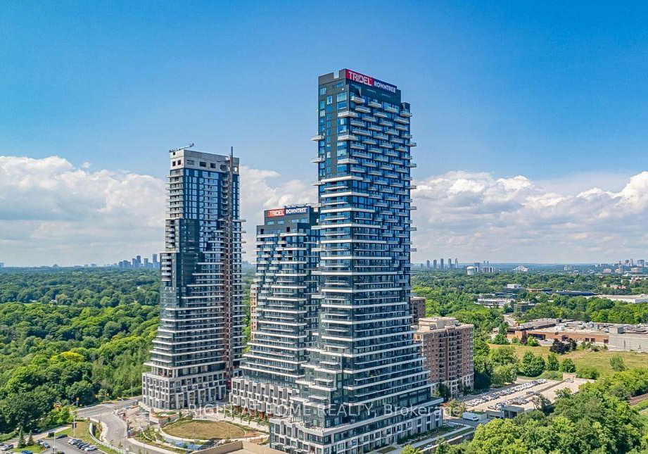 30-inn-on-the-park-drive-north-york-ontario-c12522988