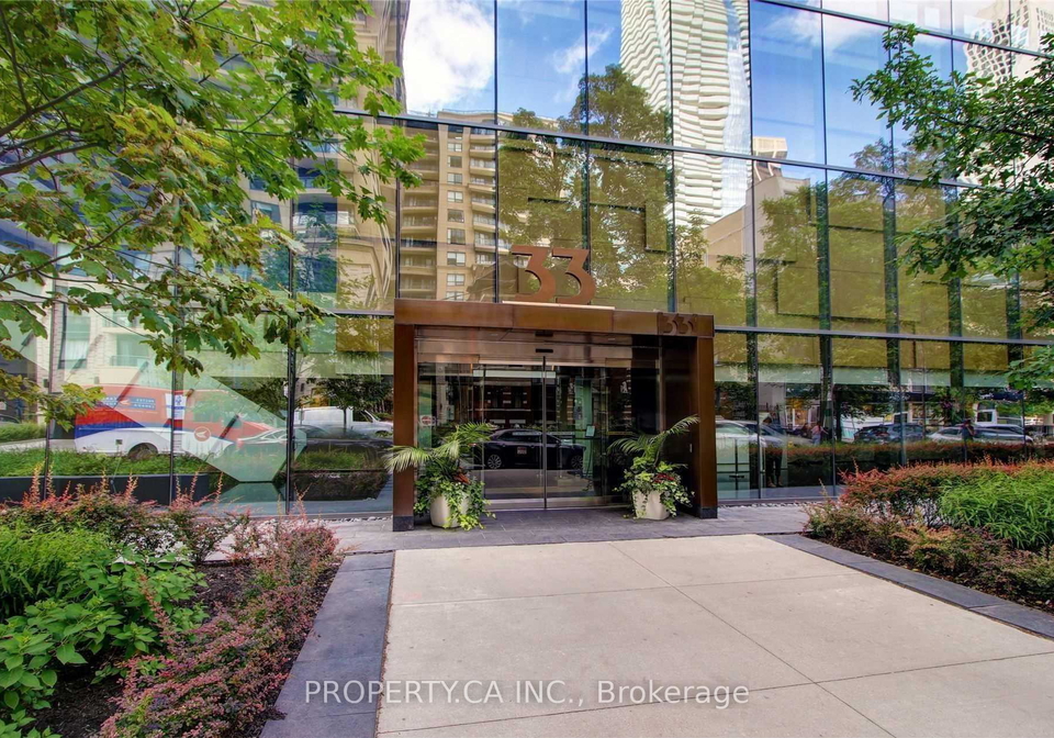 33-charles-street-e-toronto-ontario-c12523010