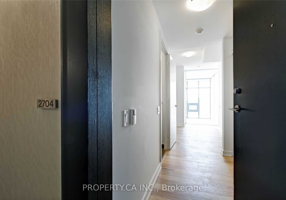 33-charles-street-e-toronto-ontario-c12523010
