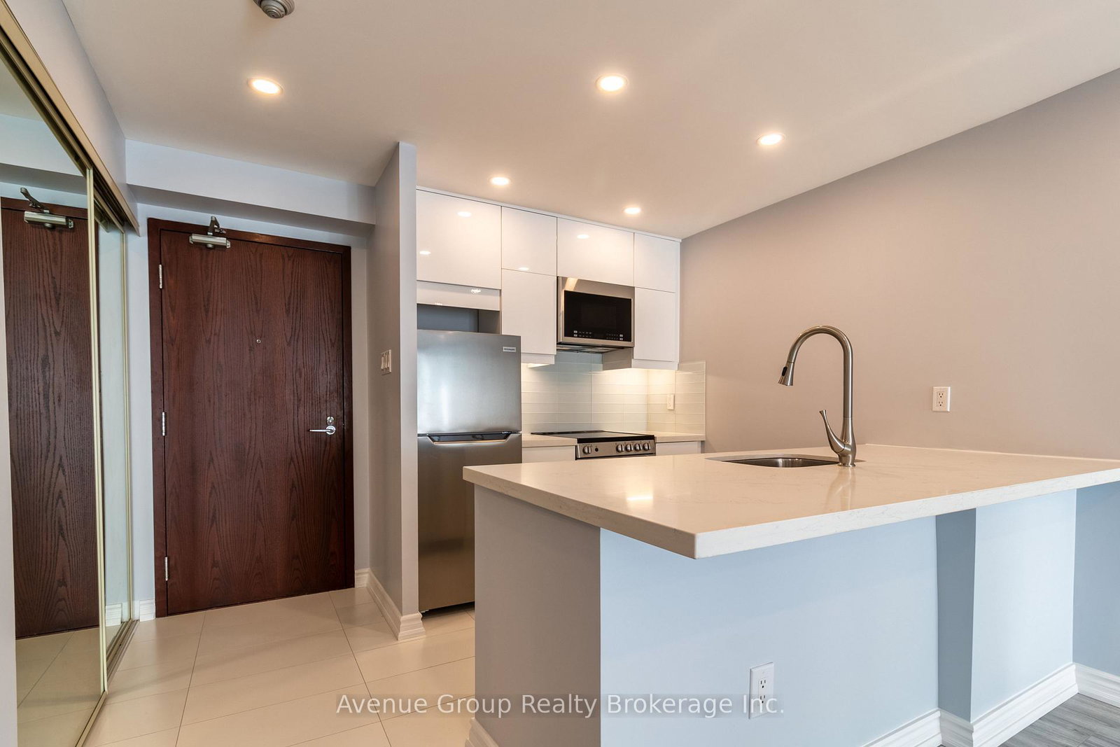 1055-bay-street-toronto-ontario-c12523178